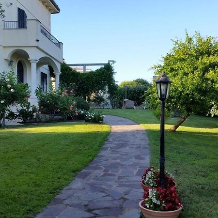 Villa Luce B&B Olbia Extérieur photo